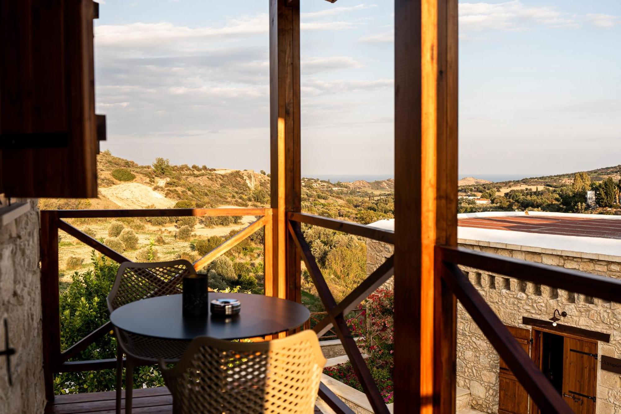 Harma Traditional Boutique Suites Paphos Room photo